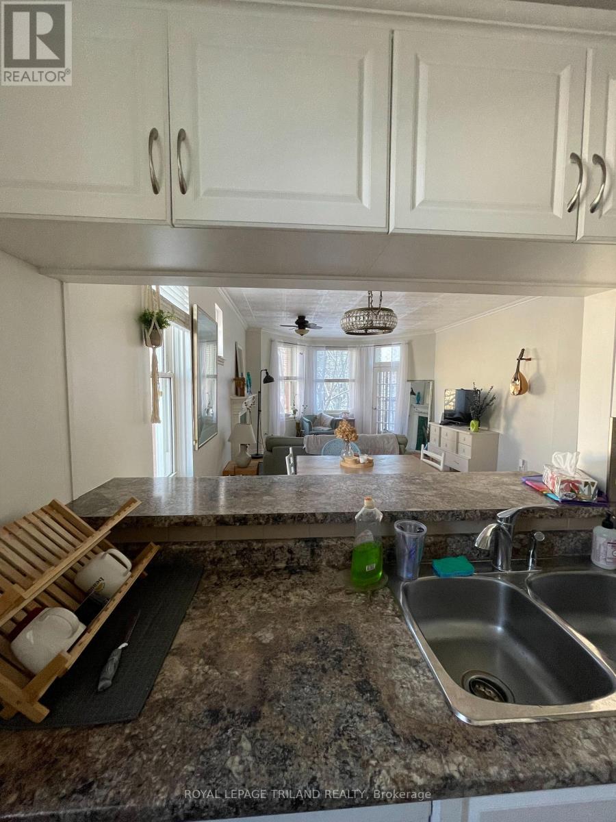 301 - 275 Queens Avenue, London East, Ontario  N6B 1X2 - Photo 7 - X12803576