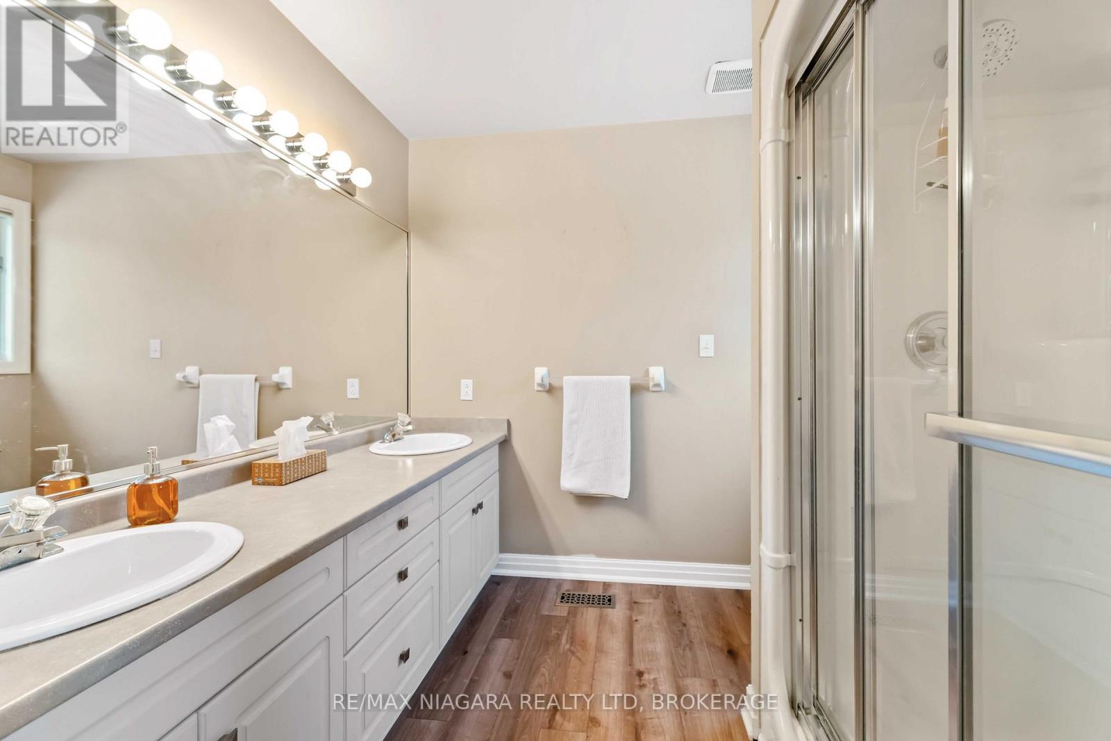 7874 Bishop Avenue, Niagara Falls, Ontario  L2H 3C6 - Photo 13 - X12784940