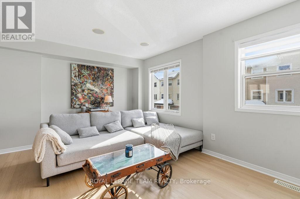 402 Sadar Private, Ottawa, Ontario  K2J 3T3 - Photo 16 - X12803462