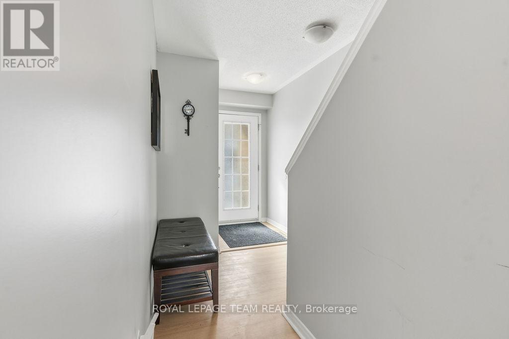 402 Sadar Private, Ottawa, Ontario  K2J 3T3 - Photo 7 - X12803462