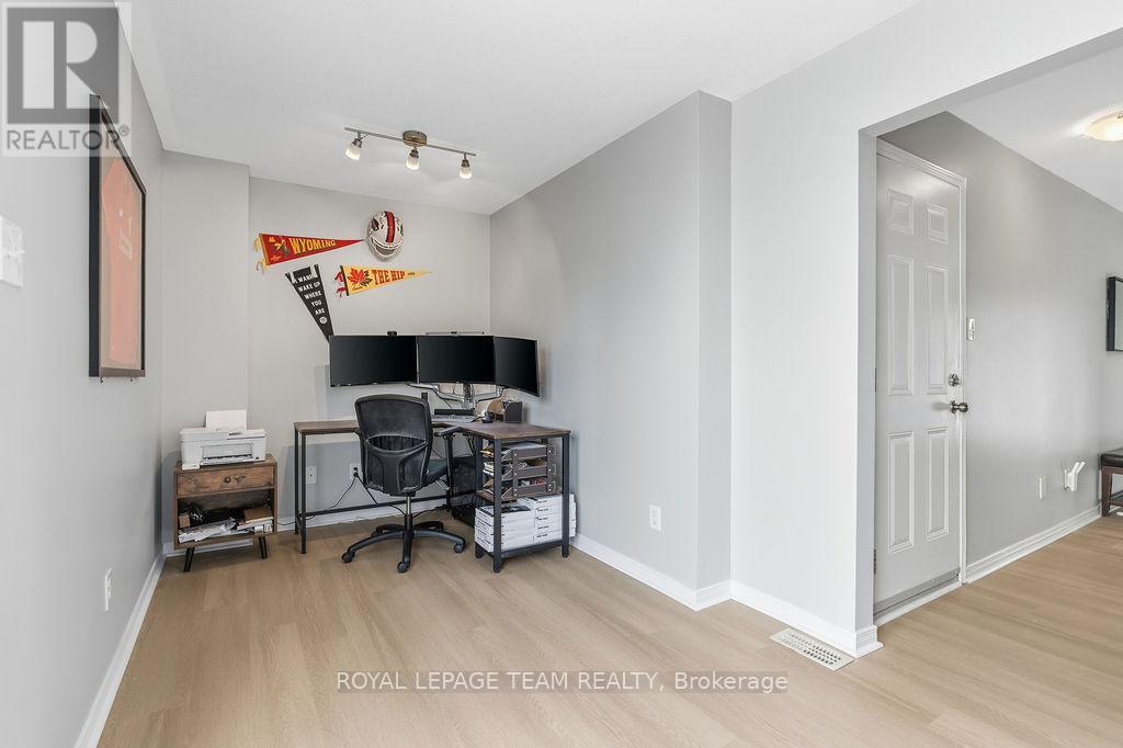 402 Sadar Private, Ottawa, Ontario  K2J 3T3 - Photo 10 - X12803464