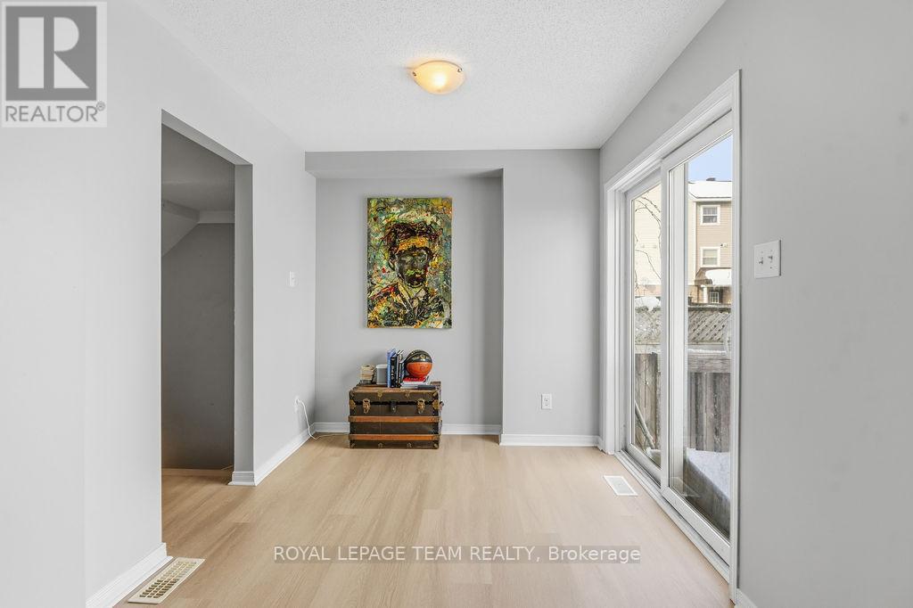 402 Sadar Private, Ottawa, Ontario  K2J 3T3 - Photo 11 - X12803464