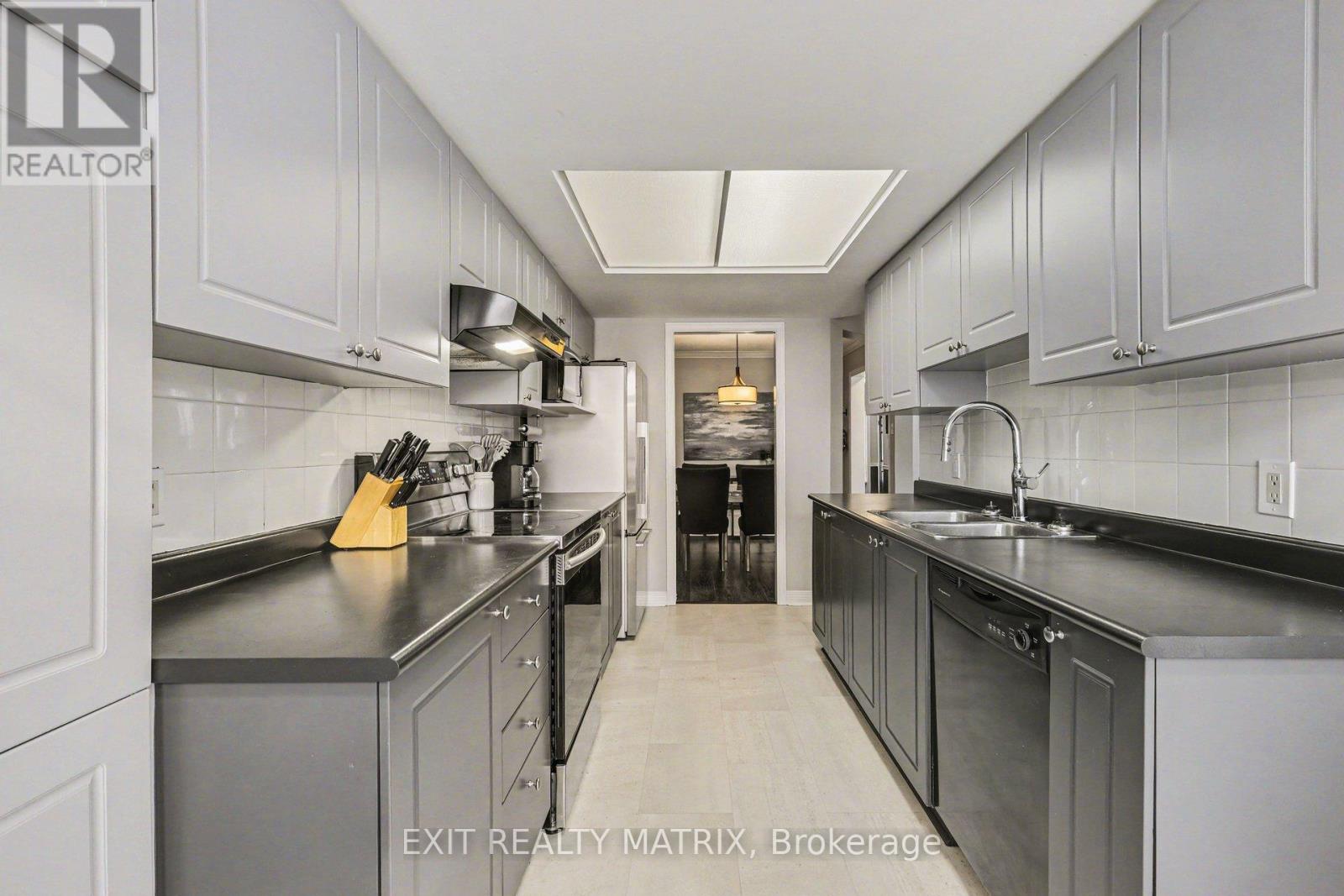 65 Locheland Crescent, Ottawa, Ontario  K2G 6H2 - Photo 17 - X12803470