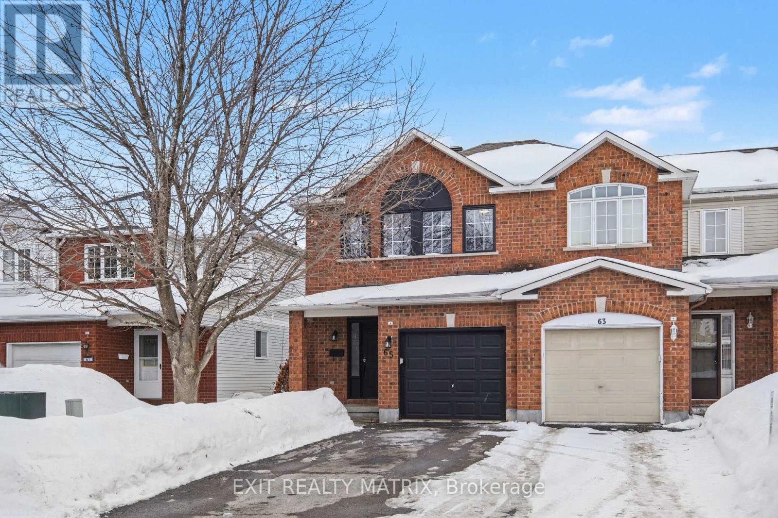 65 Locheland Crescent, Ottawa, Ontario  K2G 6H2 - Photo 2 - X12803470