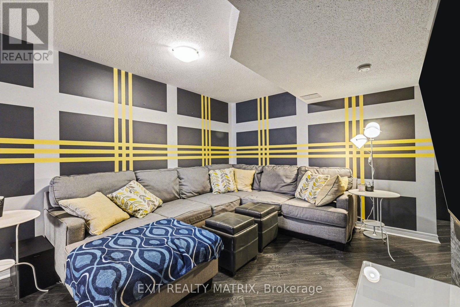 65 Locheland Crescent, Ottawa, Ontario  K2G 6H2 - Photo 37 - X12803470