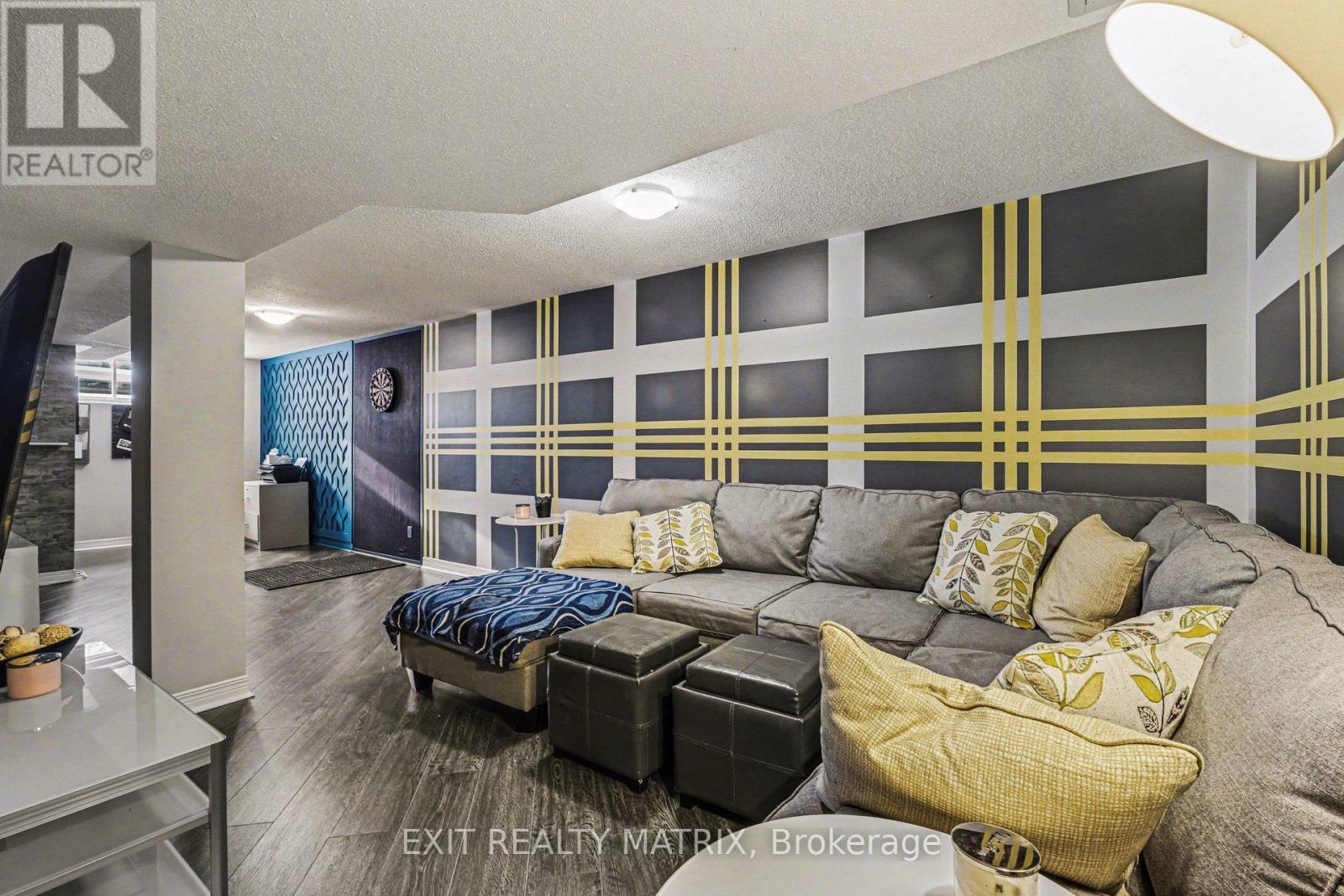 65 Locheland Crescent, Ottawa, Ontario  K2G 6H2 - Photo 38 - X12803470