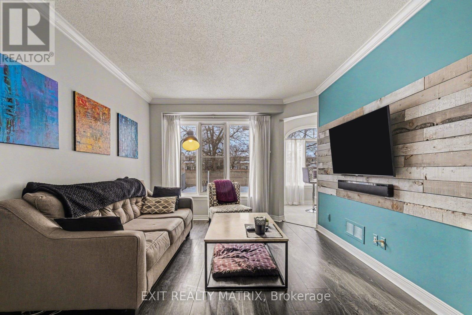 65 Locheland Crescent, Ottawa, Ontario  K2G 6H2 - Photo 7 - X12803470