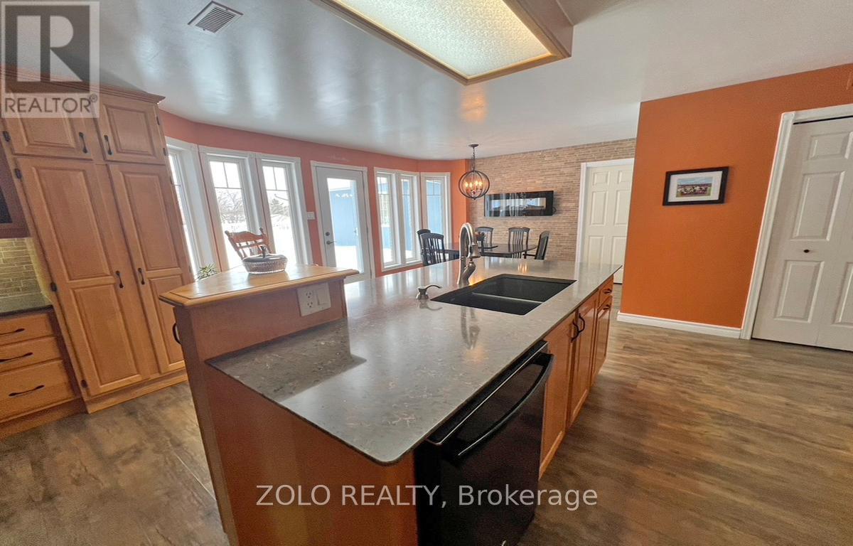 6546 Clifford Avenue, South Glengarry, Ontario  K6H 7H9 - Photo 19 - X12803522