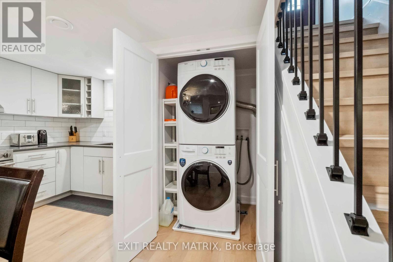 B - 848 Willow Avenue, Ottawa, Ontario  K1E 1C5 - Photo 21 - X12803542