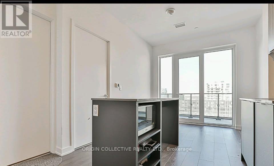 1401 - 8 Tippett Road E, Toronto, Ontario  M3H 0E7 - Photo 13 - C12801664