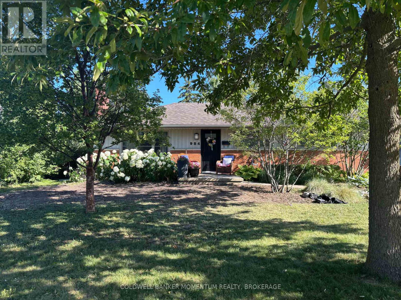 984 Plantation Road, London North, Ontario  N6H 2Y4 - Photo 4 - X12803520