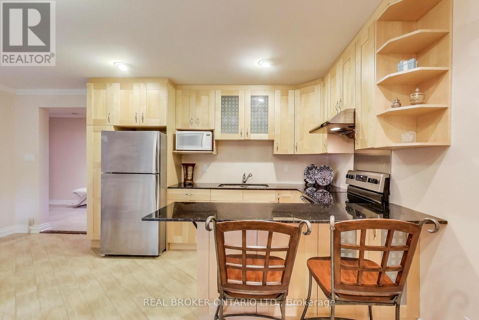 48 Silvergrove Road, Toronto, Ontario  M2L 2N6 - Photo 13 - C12803436