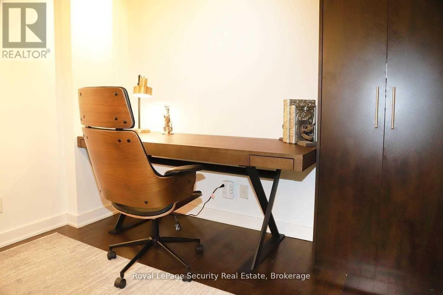 208 - 43 Hanna Avenue, Toronto, Ontario  M6K 1X1 - Photo 18 - C12803478