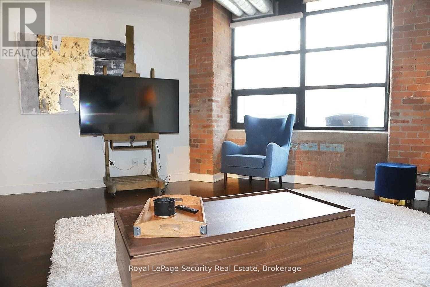 208 - 43 Hanna Avenue, Toronto, Ontario  M6K 1X1 - Photo 4 - C12803478