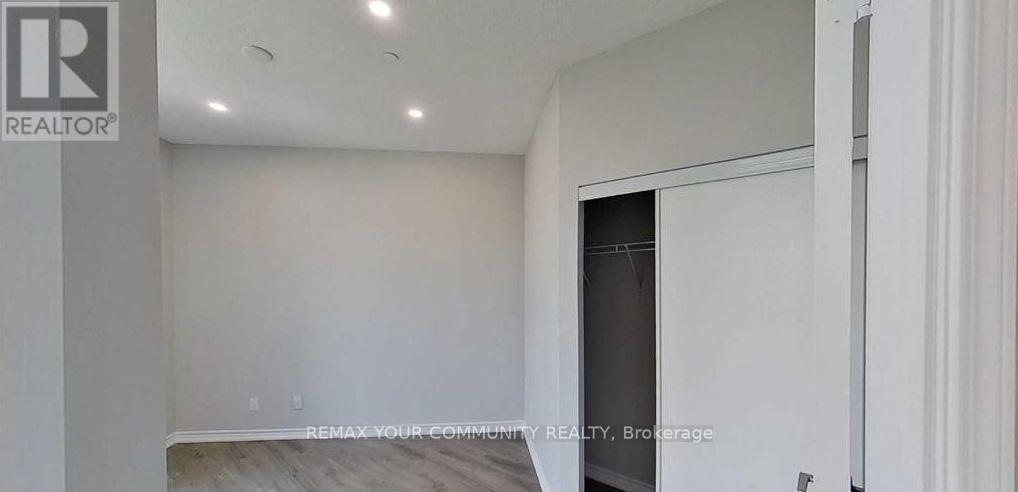 Ph03 - 35 Saranac Boulevard, Toronto, Ontario  M6A 2G5 - Photo 11 - C12803510