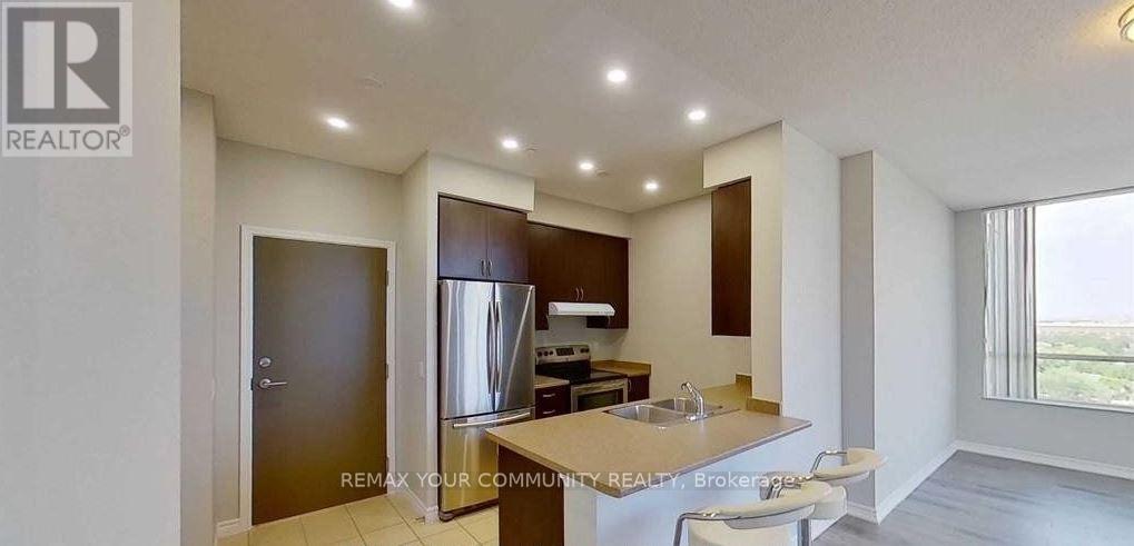 Ph03 - 35 Saranac Boulevard, Toronto, Ontario  M6A 2G5 - Photo 5 - C12803510