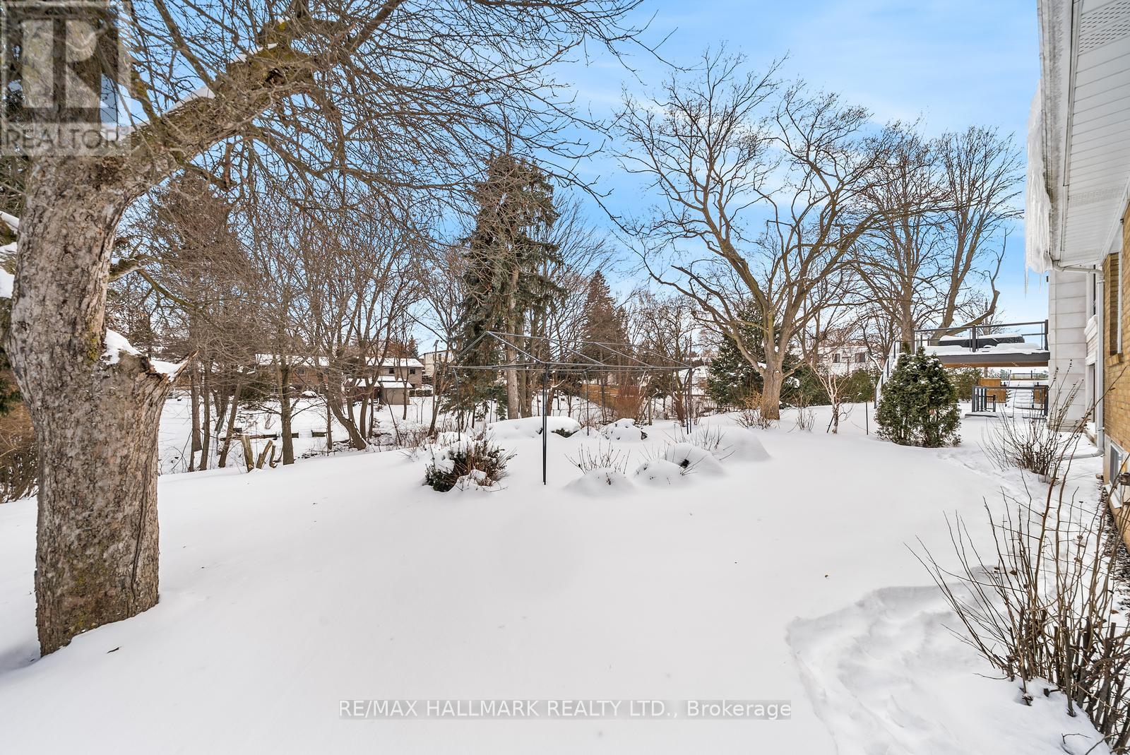 211 Newton Drive, Toronto, Ontario  M2M 2P2 - Photo 33 - C12803512