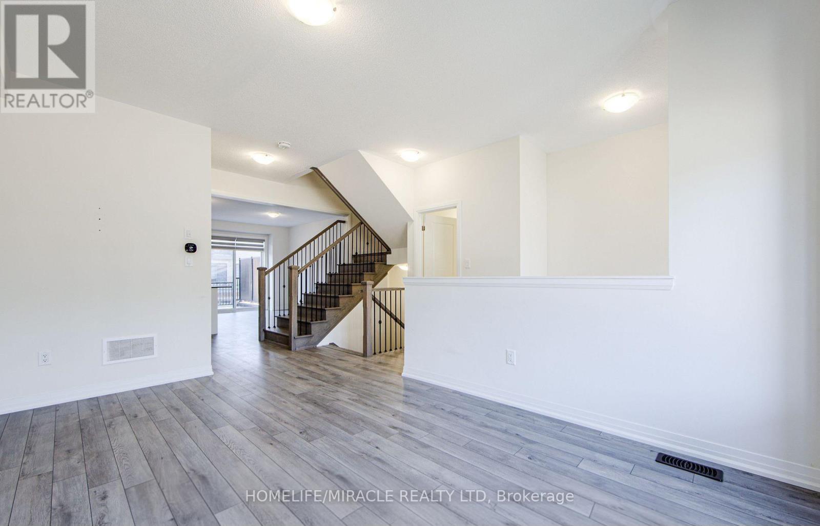 2711 Peter Matthews Drive, Pickering, Ontario  L1X 0M2 - Photo 13 - E12803506