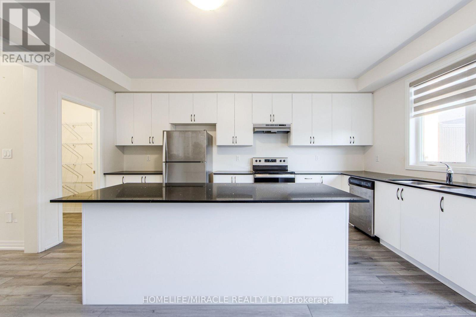 2711 Peter Matthews Drive, Pickering, Ontario  L1X 0M2 - Photo 7 - E12803506