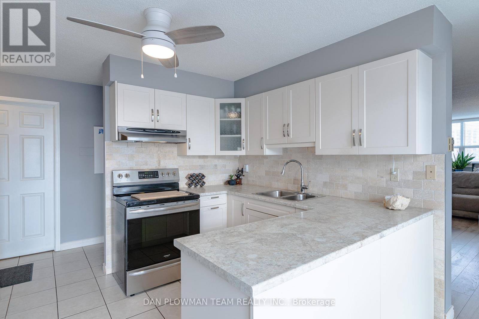 501 - 80 Athol Street E, Oshawa, Ontario  L1H 8B7 - Photo 11 - E12803566