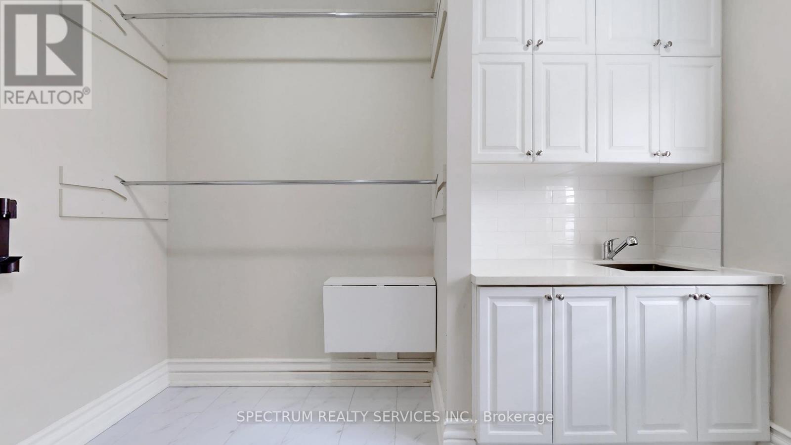 223 Lennox Avenue, Richmond Hill, Ontario  L4C 2A4 - Photo 35 - N12803490