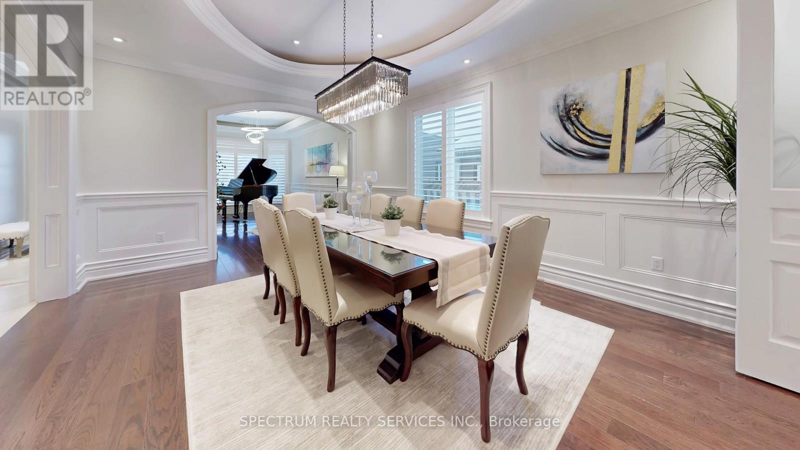 223 Lennox Avenue, Richmond Hill, Ontario  L4C 2A4 - Photo 5 - N12803490