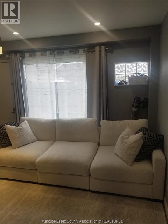 2739 Meadowbrook Lane, Windsor, Ontario  N8T 2Y6 - Photo 8 - 26003590