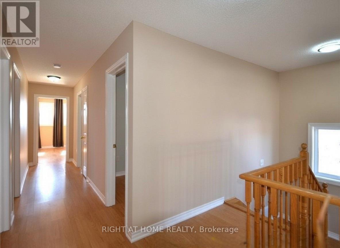 Upper Level - 129 Dean Avenue, Barrie (Painswick South), Ontario  L4N 0V6 - Photo 6 - S12803570