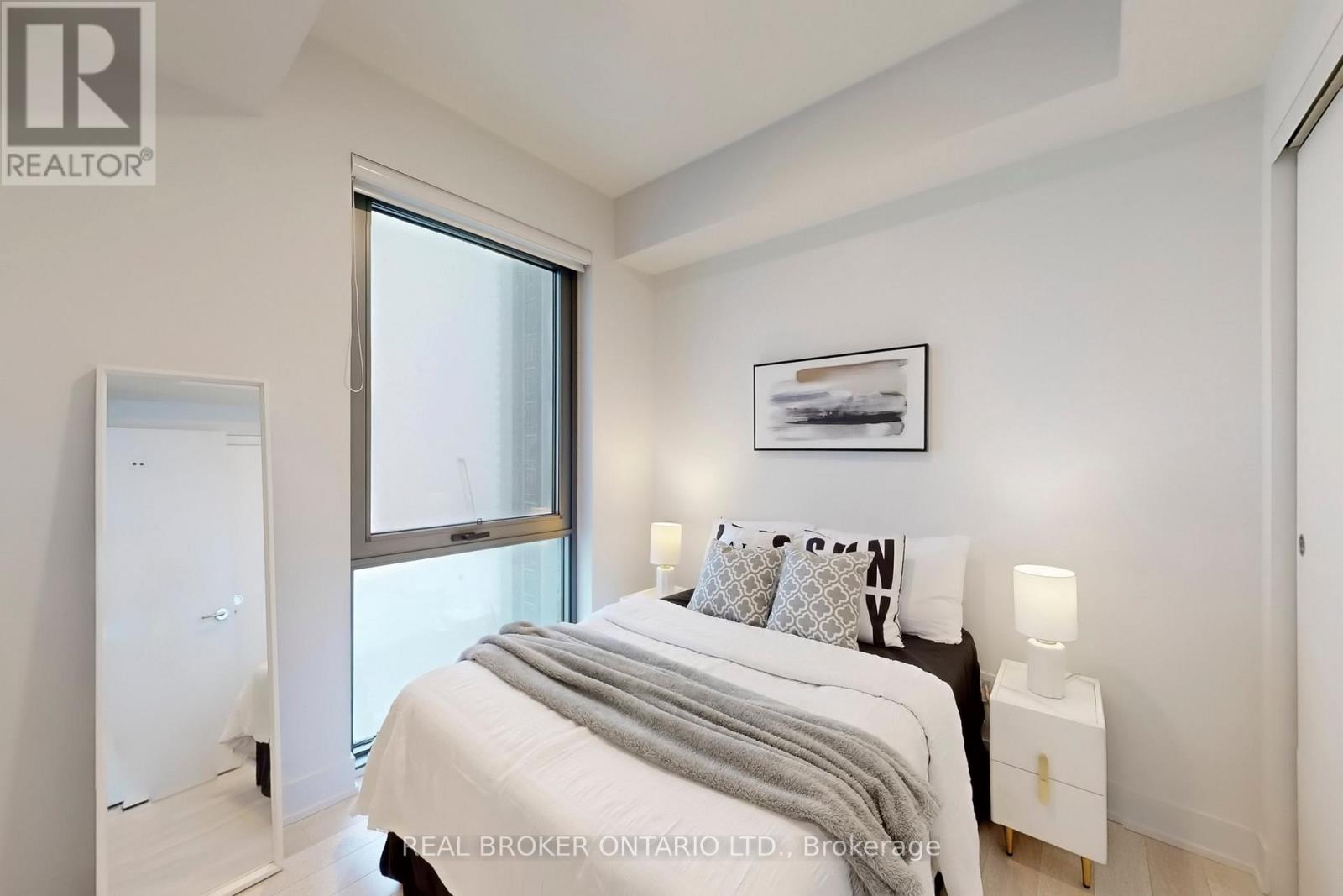 4103 - 8 Cumberland Street, Toronto, Ontario  M4W 0B6 - Photo 20 - C12802914