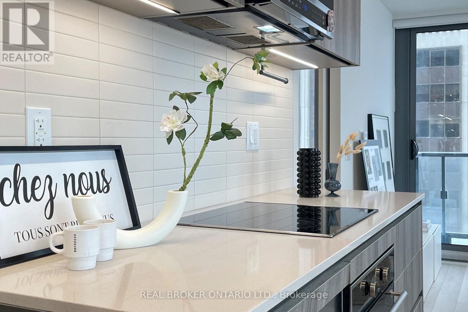 4103 - 8 Cumberland Street, Toronto, Ontario  M4W 0B6 - Photo 12 - C12802914