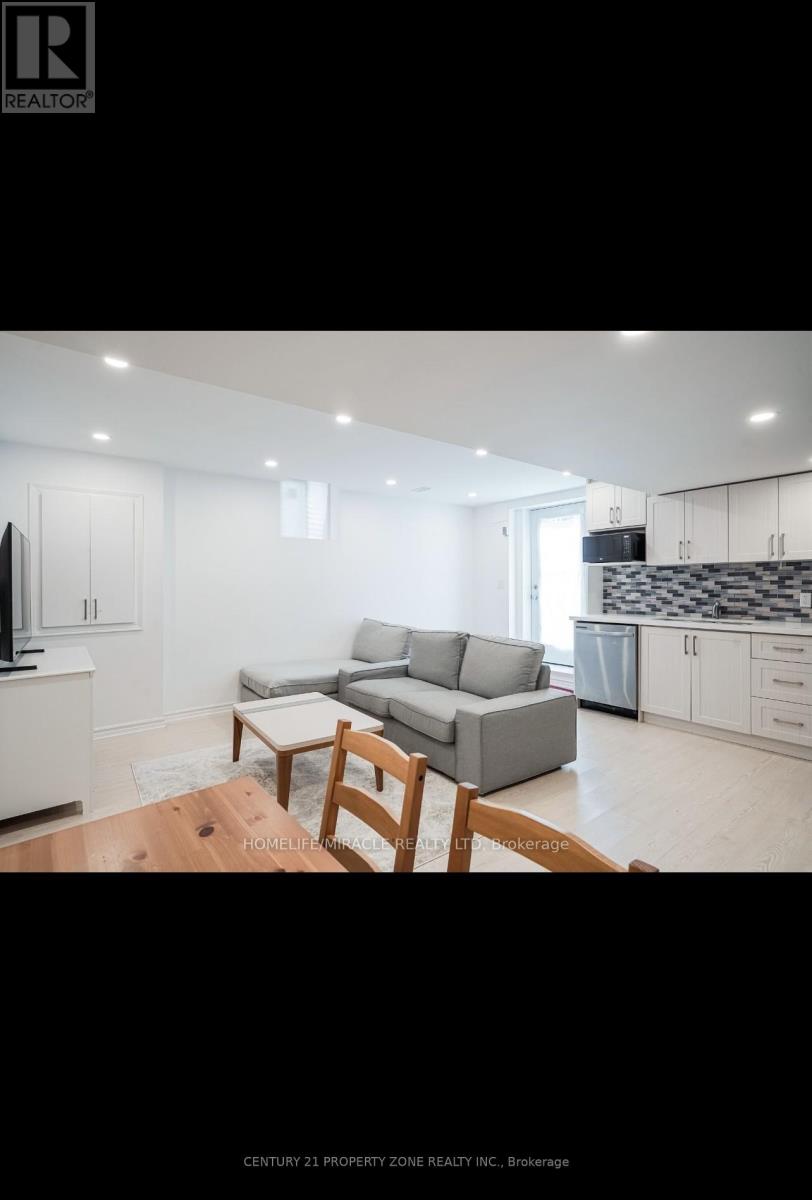 19 Wardlaw Place, Vaughan, Ontario  L4H 0Z5 - Photo 5 - N12776184