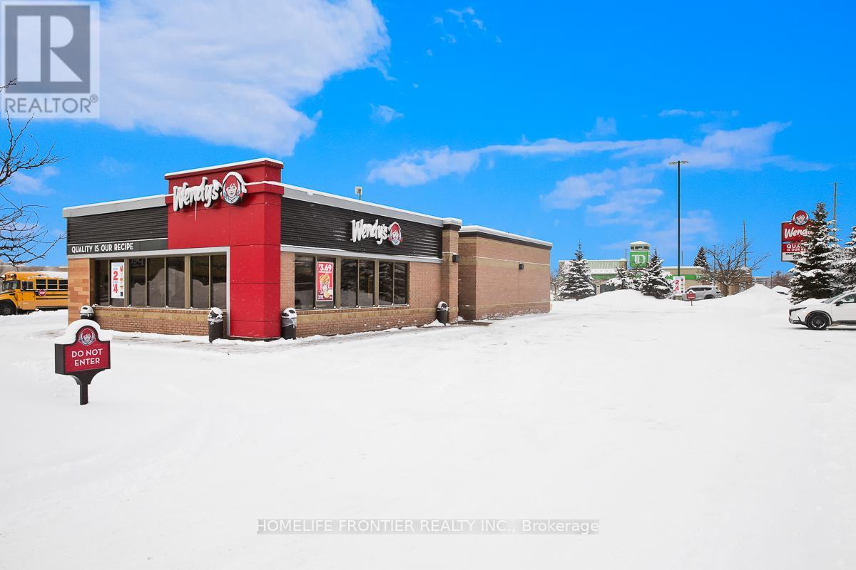 642 Yonge Street, Barrie (Painswick South), Ontario  L4N 4E6 - Photo 16 - S12730838