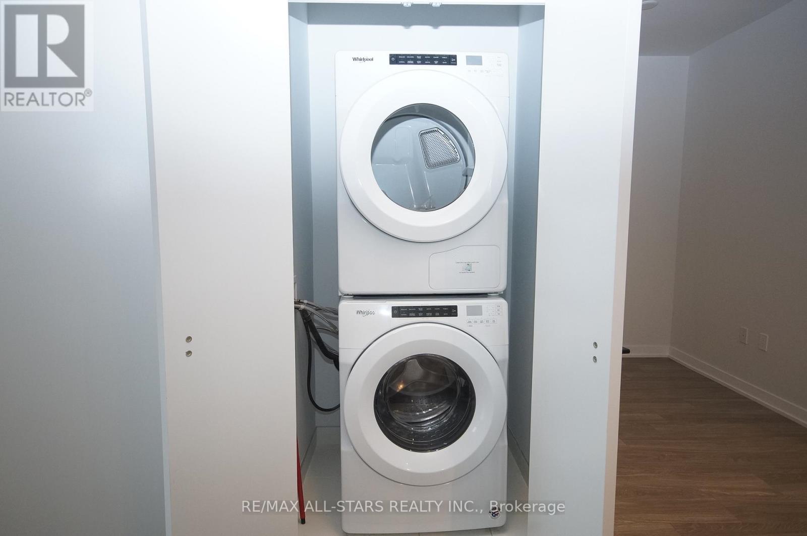 #301 - 4085 Parkside Village Drive W, Mississauga, Ontario  L5B 0K9 - Photo 13 - W12803426