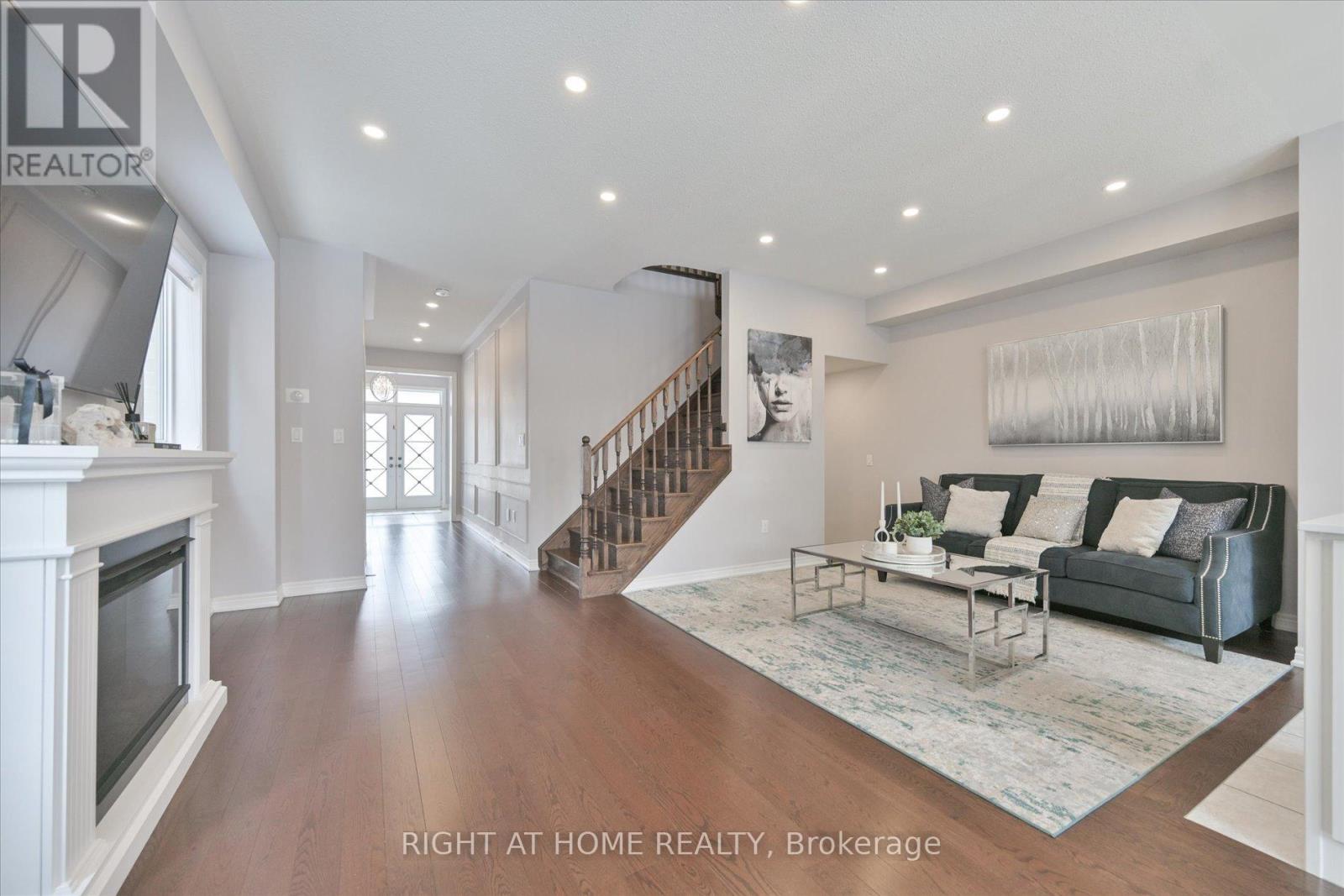 13 Morra Avenue, Caledon, Ontario  L7E 4K5 - Photo 11 - W12803484