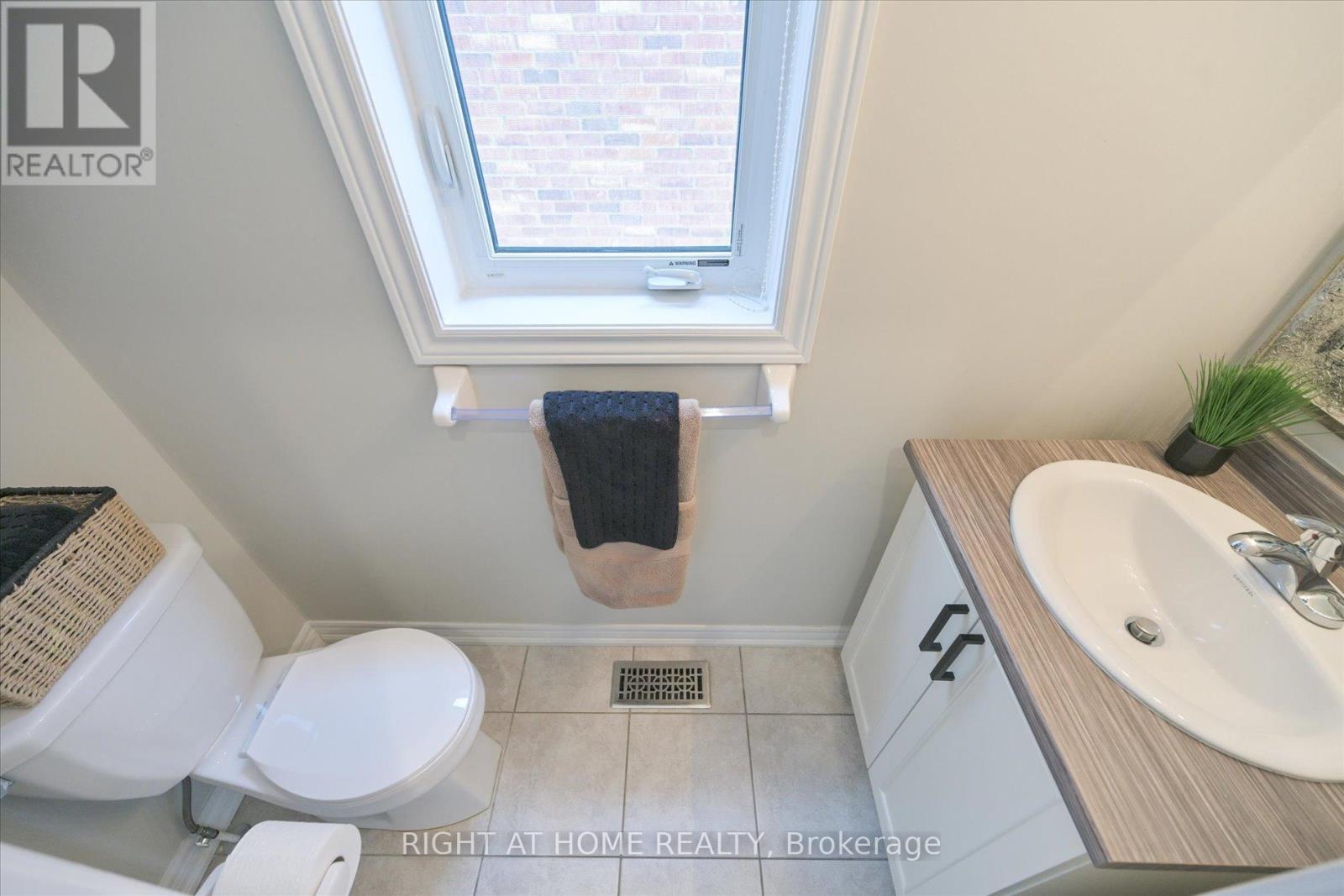 13 Morra Avenue, Caledon, Ontario  L7E 4K5 - Photo 21 - W12803484