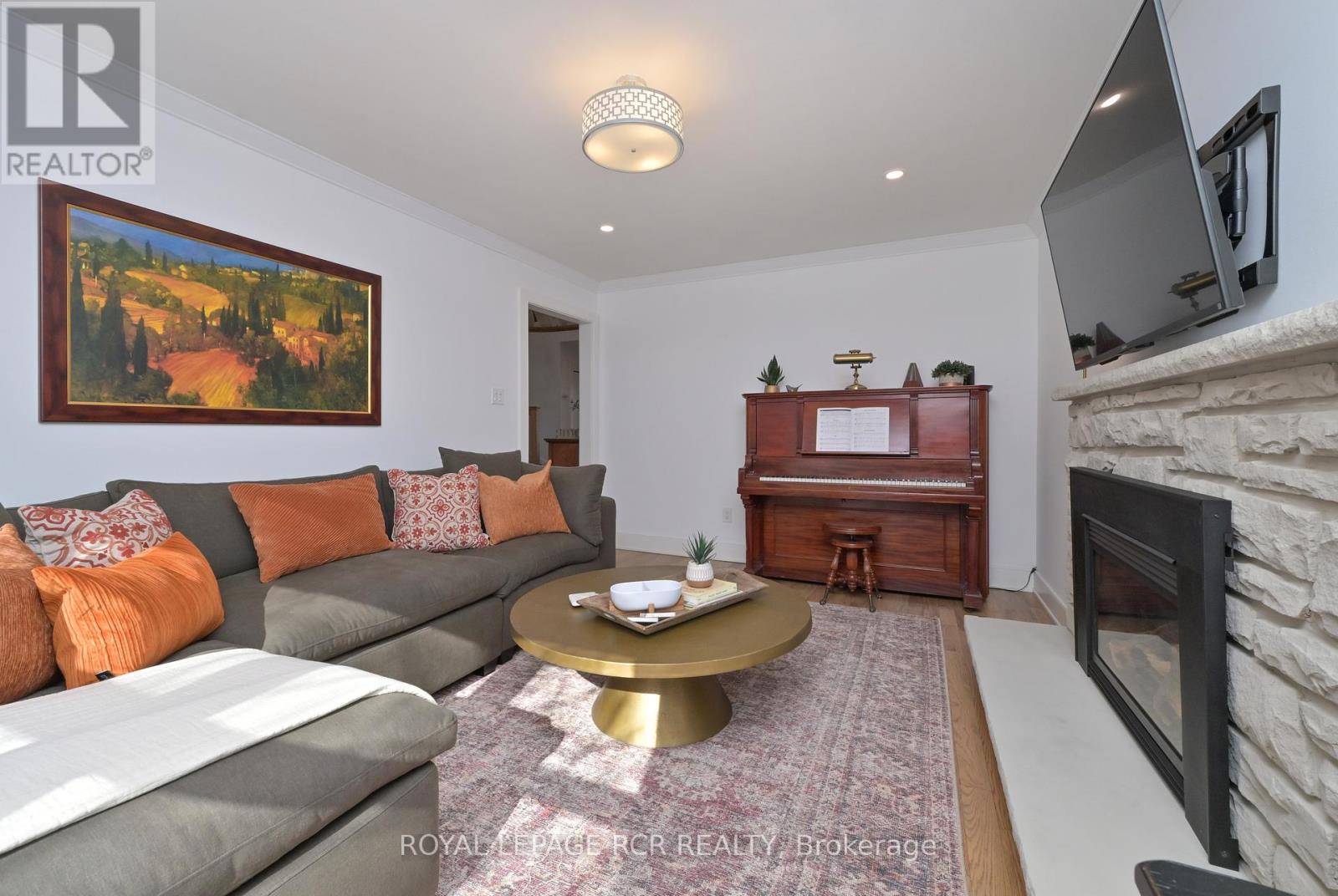 208 Kensington Place, Orangeville, Ontario  L9W 4G5 - Photo 12 - W12803488