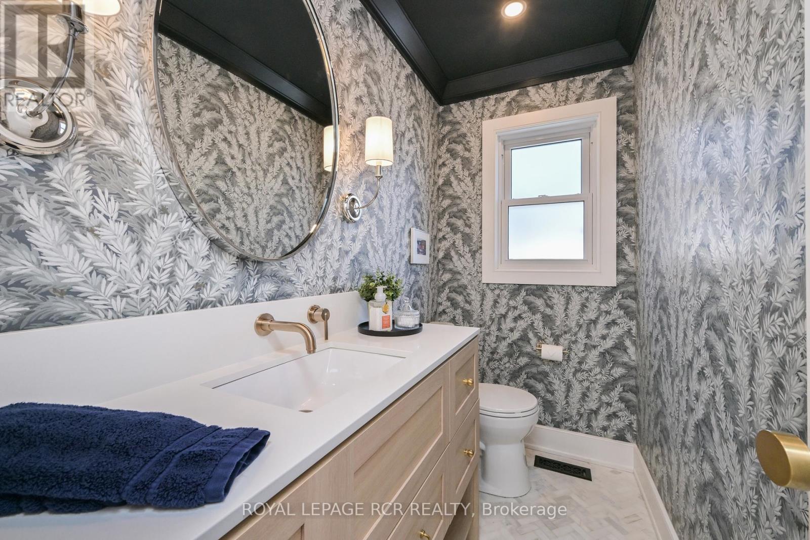 208 Kensington Place, Orangeville, Ontario  L9W 4G5 - Photo 15 - W12803488