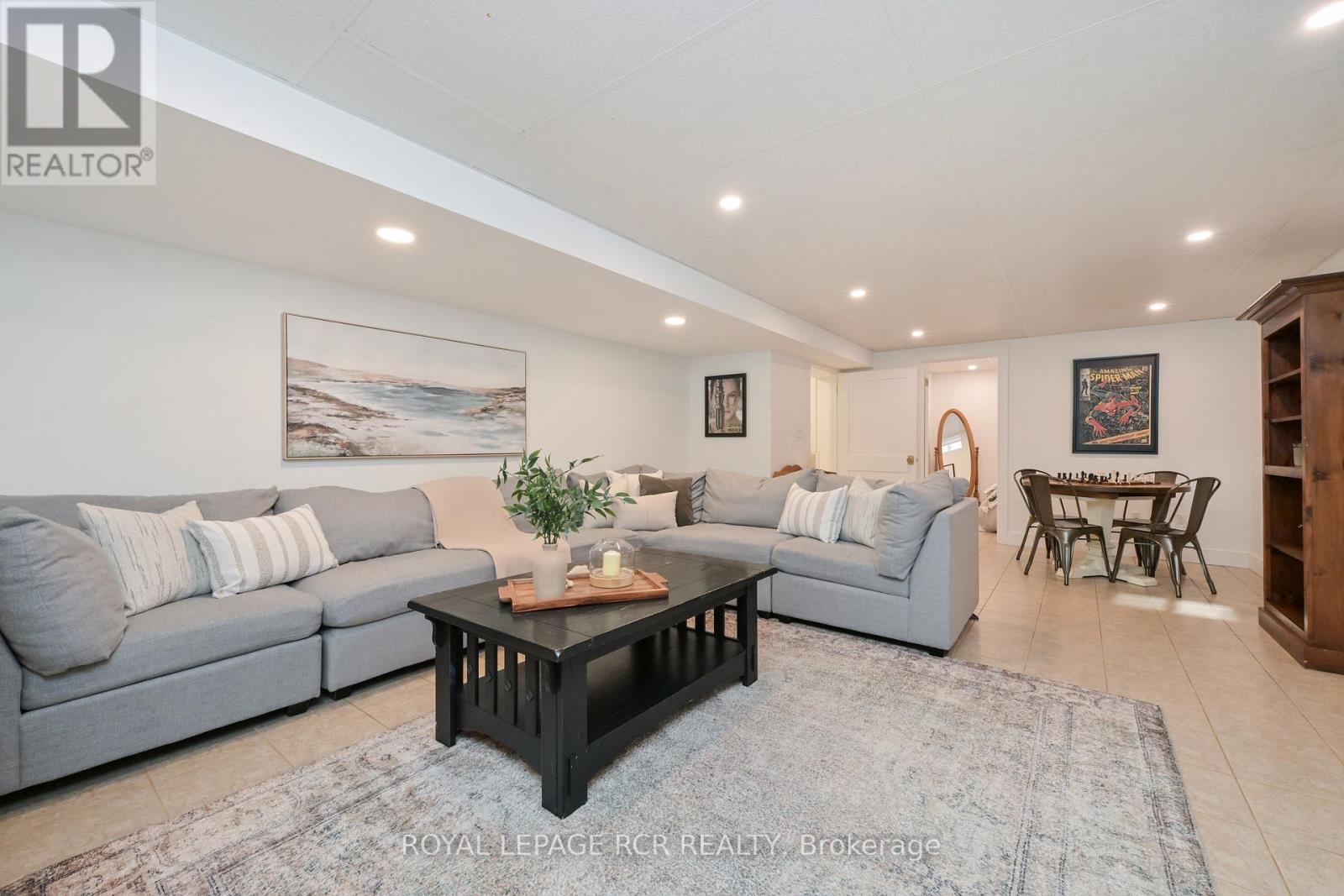 208 Kensington Place, Orangeville, Ontario  L9W 4G5 - Photo 30 - W12803488