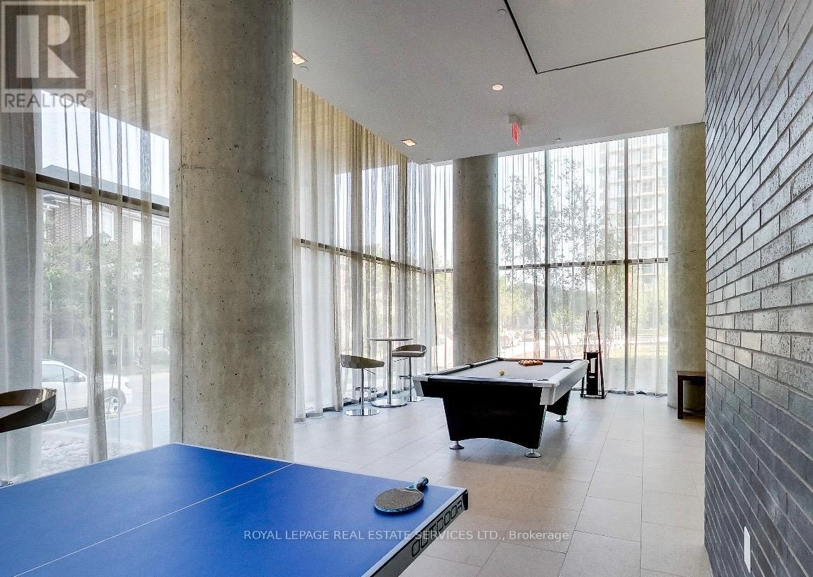 2012 - 105 The Queensway Avenue, Toronto, Ontario  M6S 5B5 - Photo 23 - W12803494