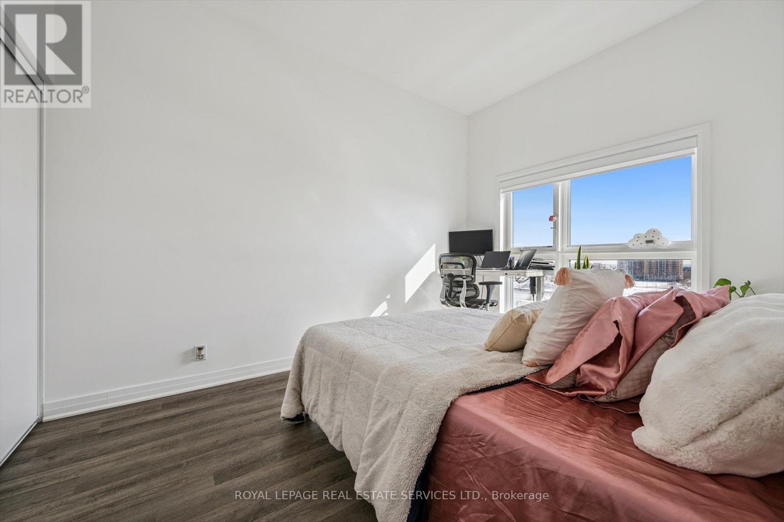 621 - 102 Grovewood Common, Oakville, Ontario  L6H 0X2 - Photo 18 - W12803496