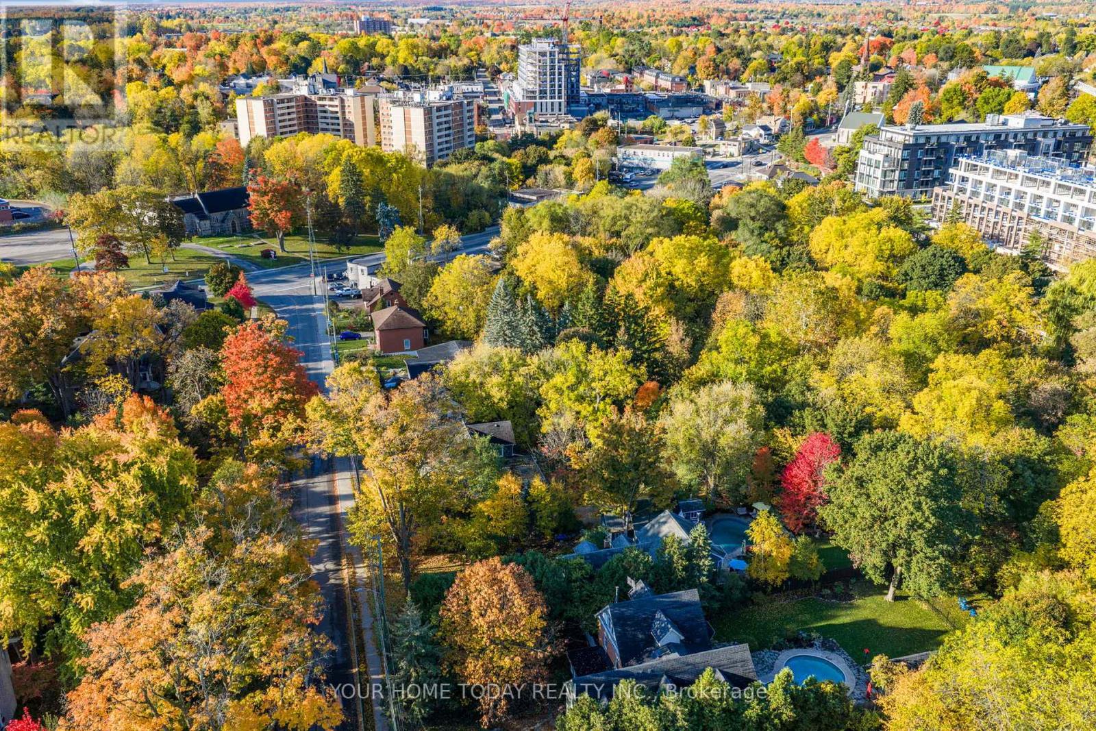 15 Queen Street, Halton Hills, Ontario  L7G 2E3 - Photo 48 - W12803504