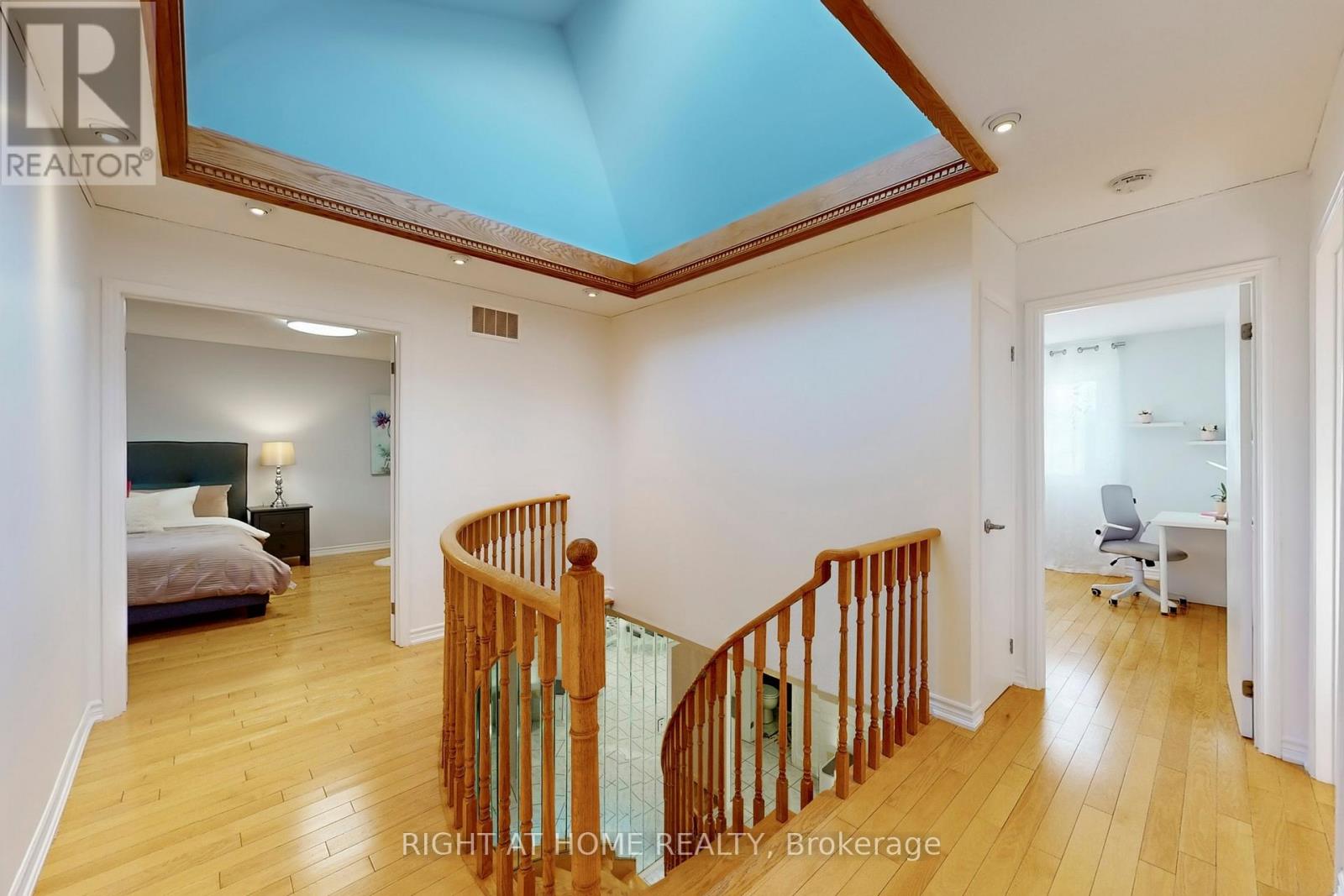 272 Hickory Circle, Oakville, Ontario  L6H 4V1 - Photo 23 - W12803528