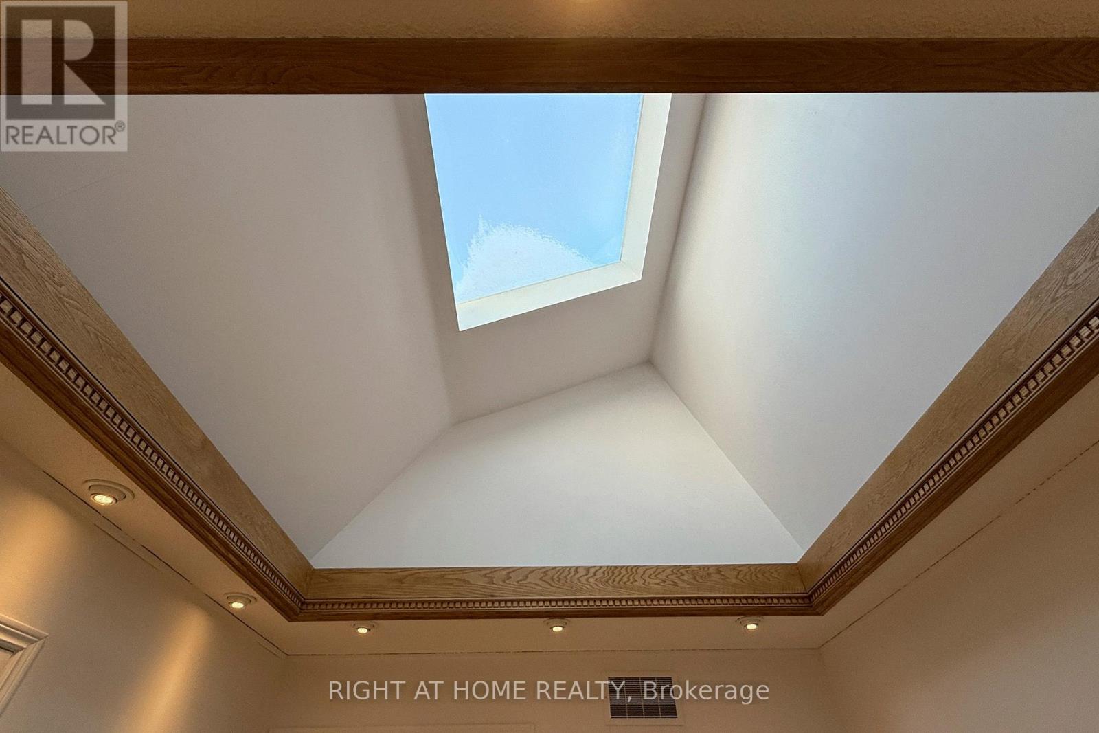 272 Hickory Circle, Oakville, Ontario  L6H 4V1 - Photo 24 - W12803528