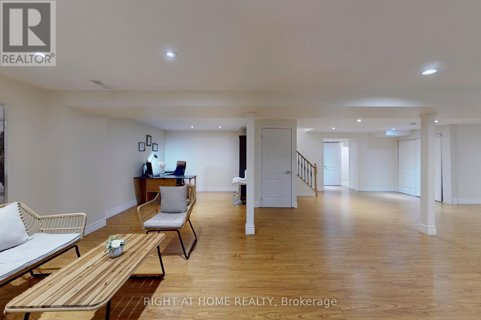 272 Hickory Circle, Oakville, Ontario  L6H 4V1 - Photo 38 - W12803528