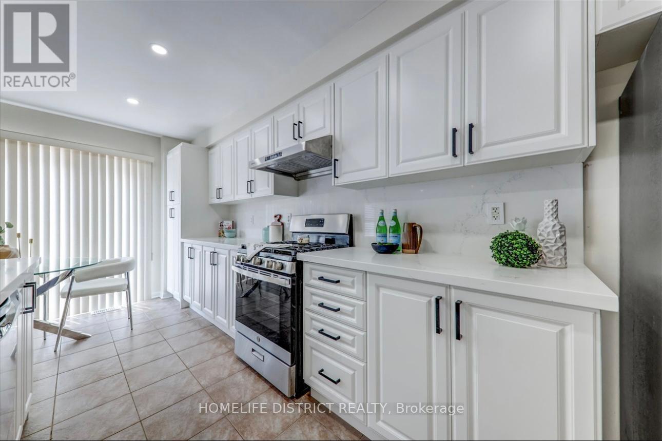 51 Seascape Crescent, Brampton (Bram East), Ontario  L6P 3C5 - Photo 10 - W12803538