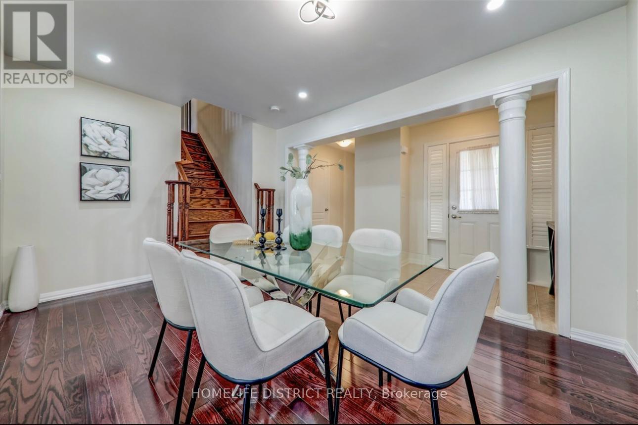 51 Seascape Crescent, Brampton (Bram East), Ontario  L6P 3C5 - Photo 5 - W12803538