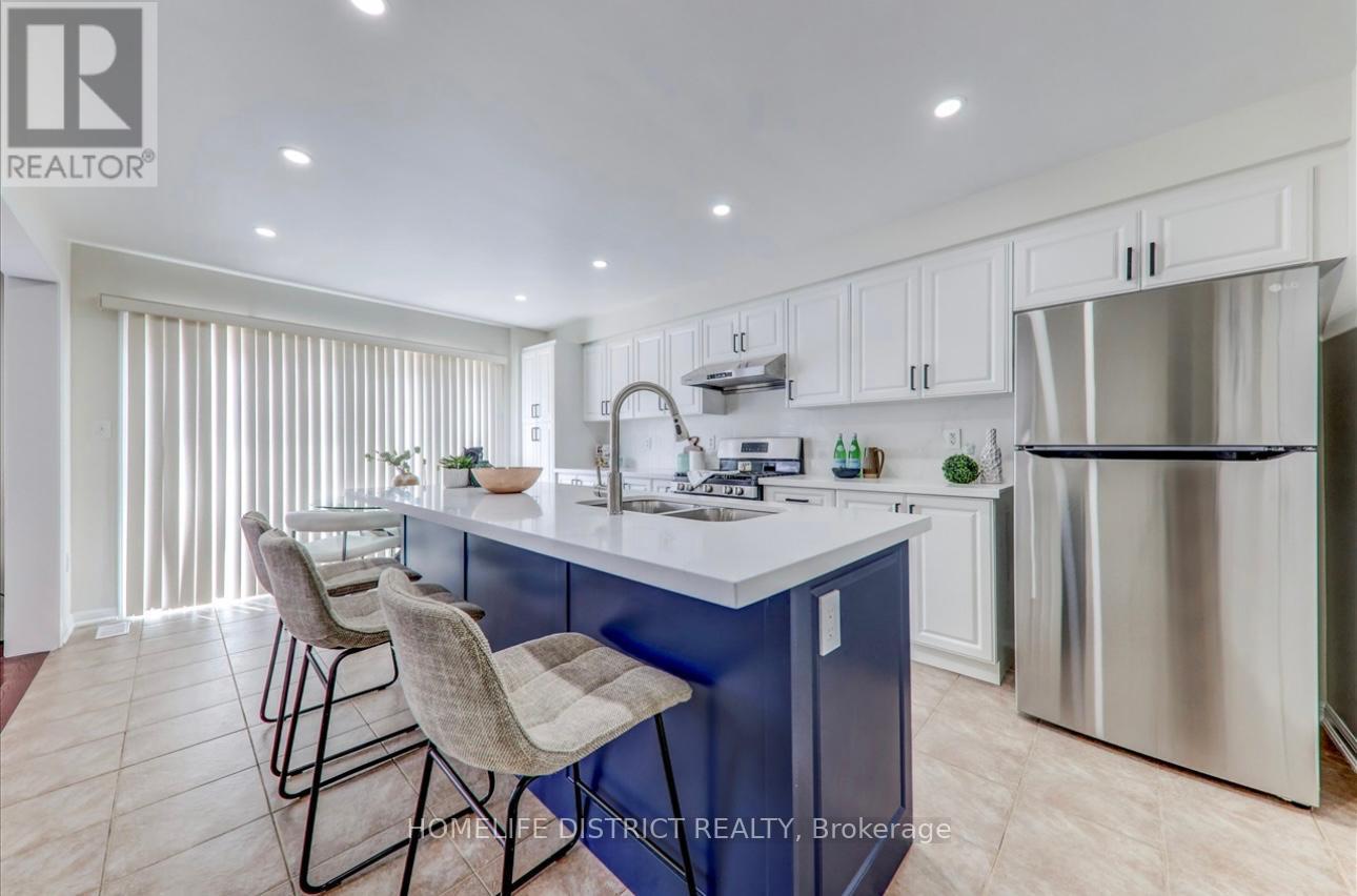 51 Seascape Crescent, Brampton (Bram East), Ontario  L6P 3C5 - Photo 9 - W12803538