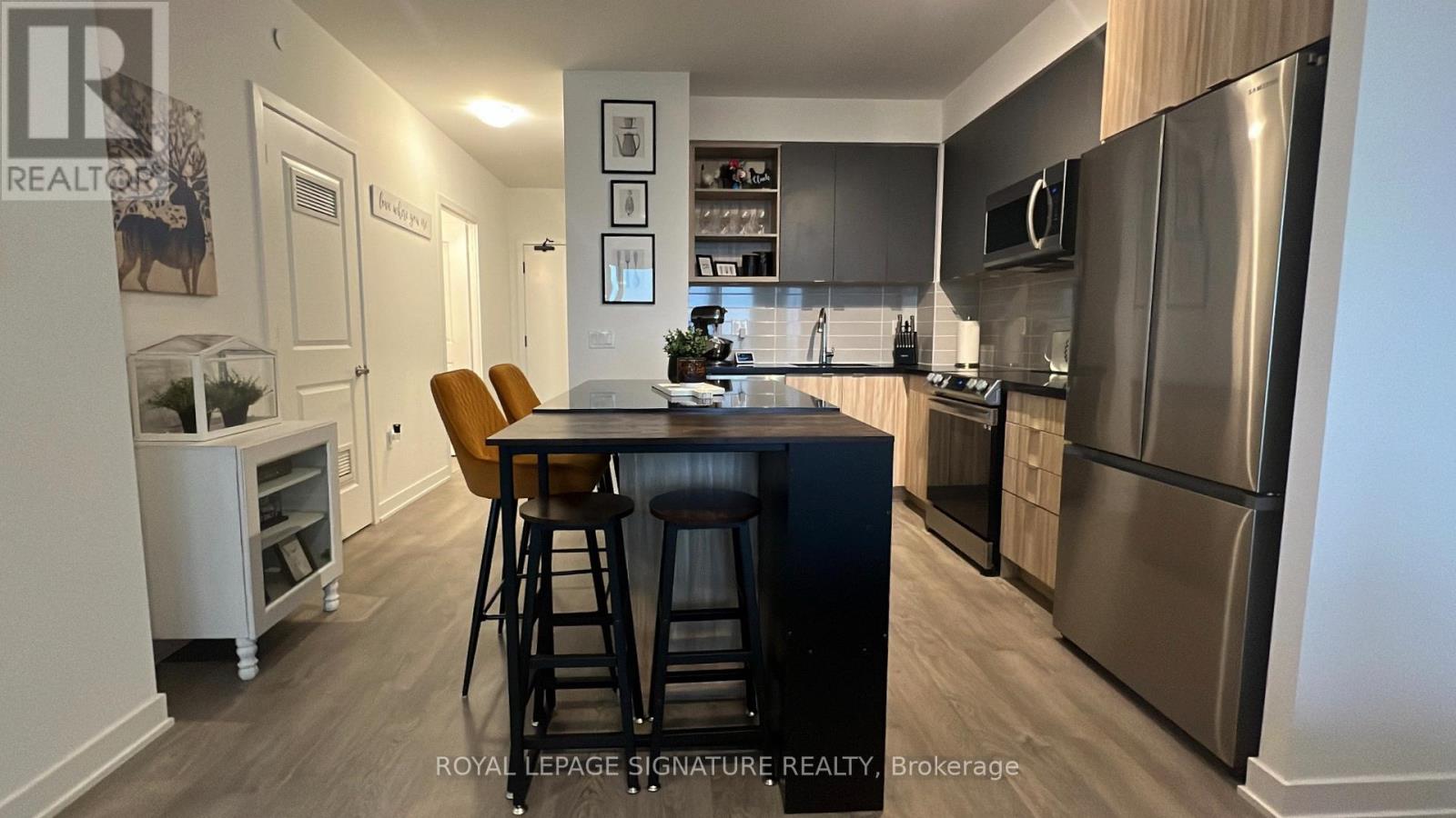 1205 - 4655 Metcalfe Avenue, Mississauga (Central Erin Mills), Ontario  L5M 0Z8 - Photo 4 - W12803546