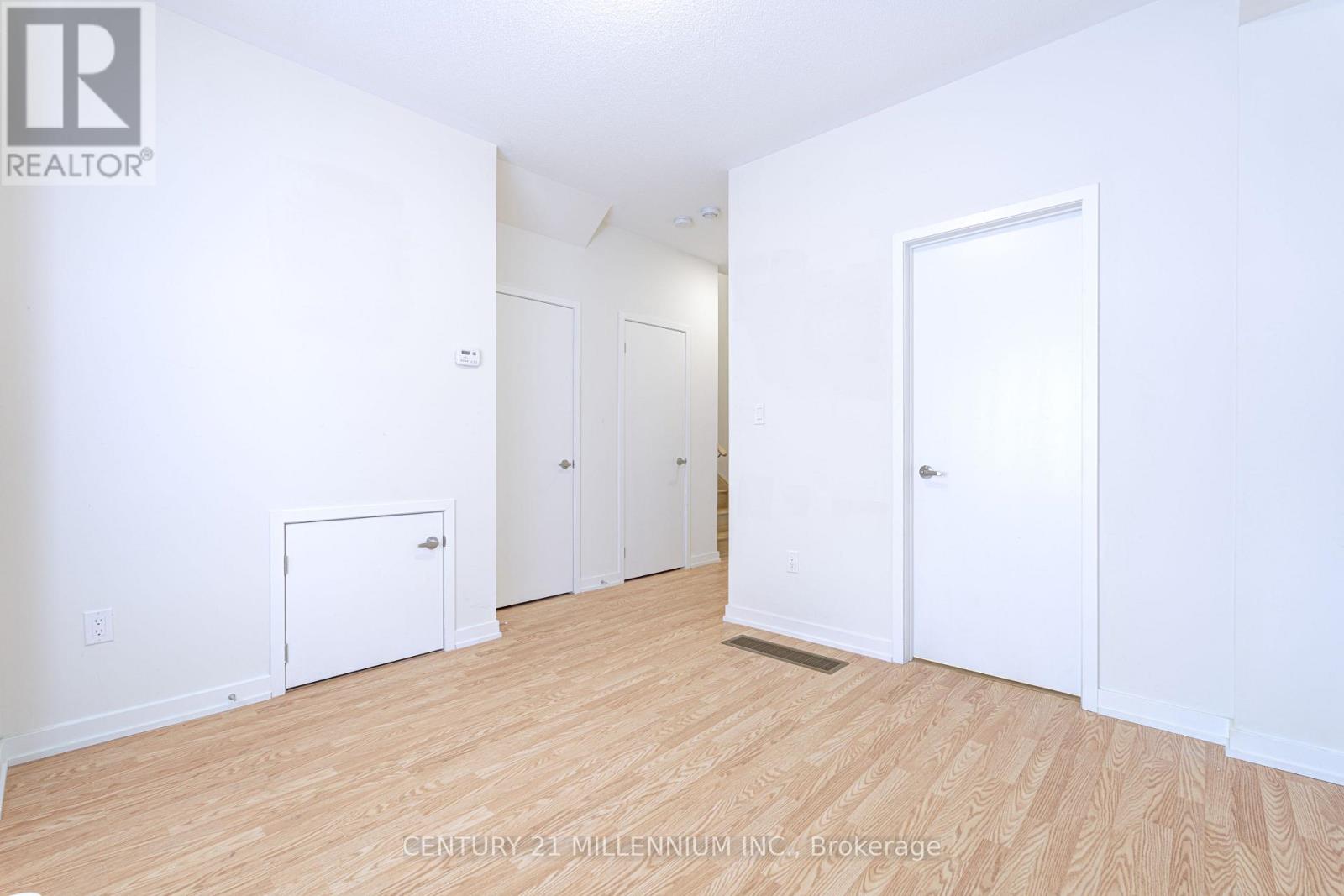 25 Lambert Lane, Caledon, Ontario  L7E 4M5 - Photo 4 - W12803556