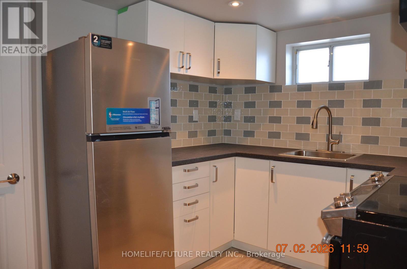 11 Coppermill Drive, Toronto, Ontario  M9W 3Z1 - Photo 3 - W12803562